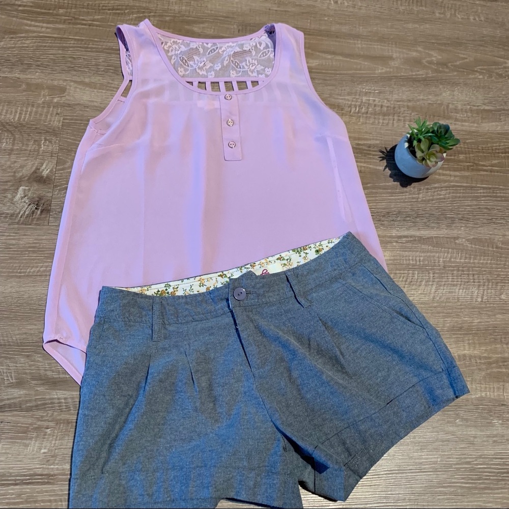 Small Lilac Sleeveless Top Lace Detail
